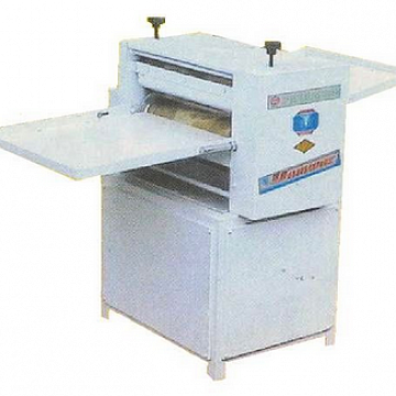 Тестораскаточная машина RM-50 II (Китай) для раскатки крутого теста 